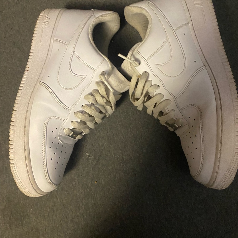 Nike Air Force 1 Low White - Picture 2 of 5